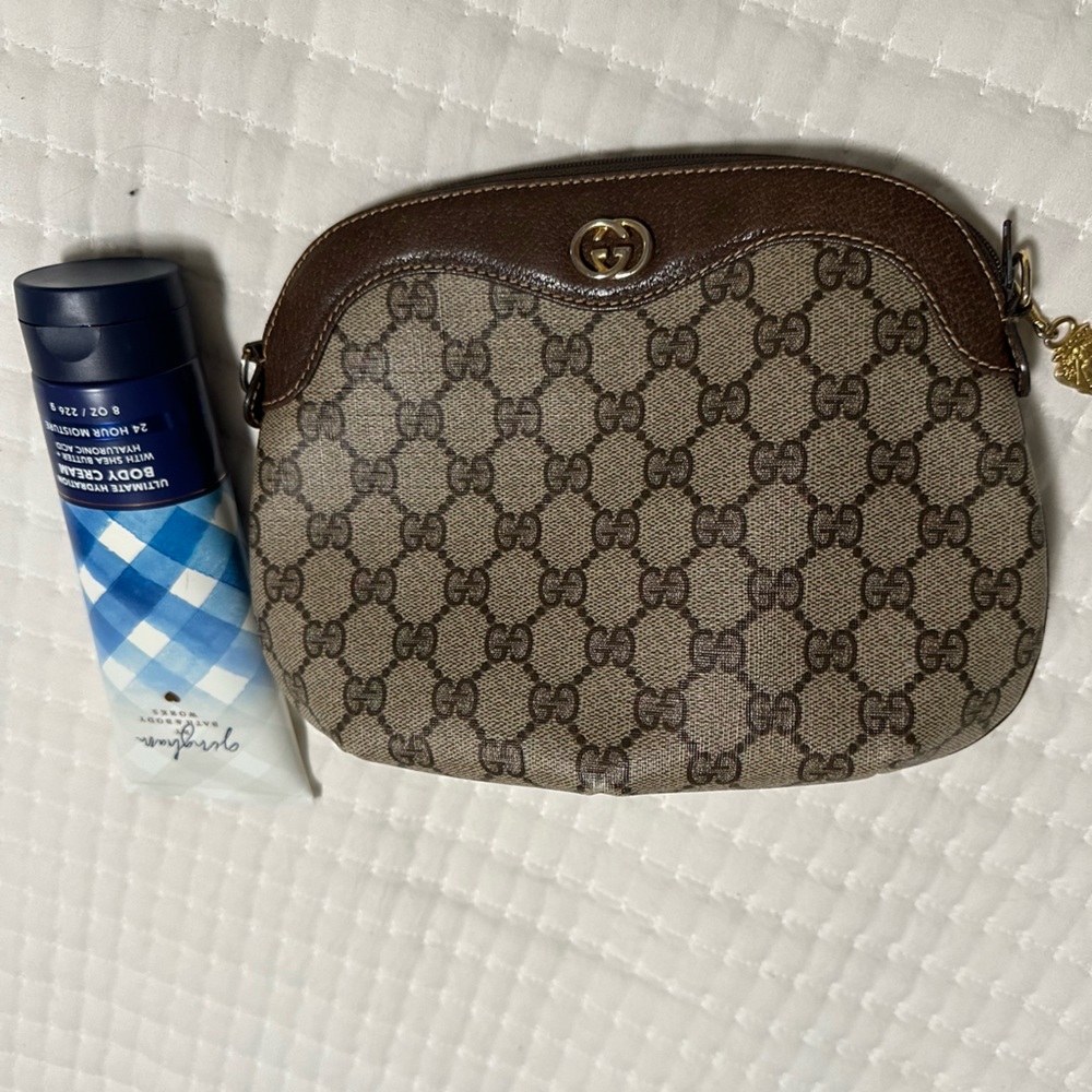 Sling bag can be use as a clutch and makeup bag.